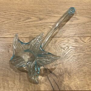 Elegant Glass Star Flower Art Piece